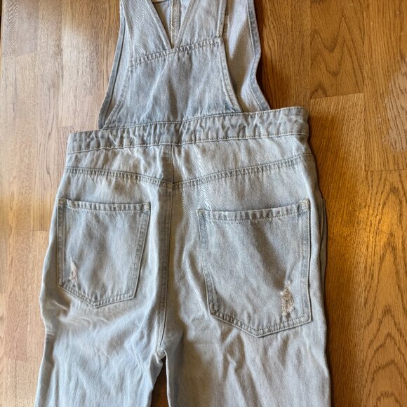 Forever 21 Light Wash Overalls Distressed Size 28 - Picture 4 of 11
